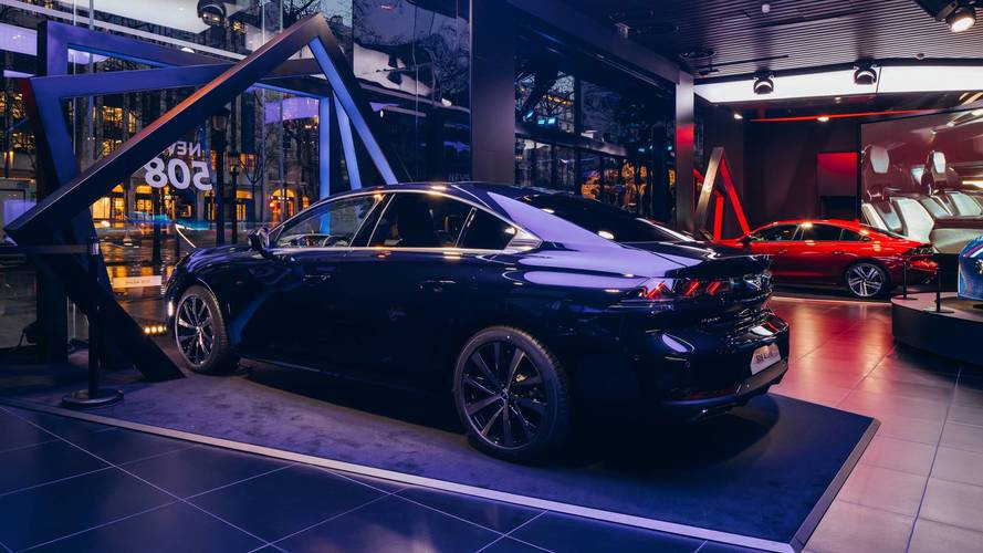 Peugeot Avenue Paris