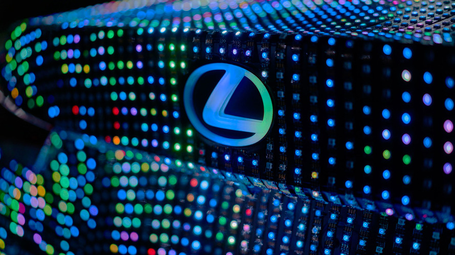 Lexus IS, Dua Lipa’nın klibinde yer aldı