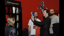 Keanu Reevs in visita alla Ferrari