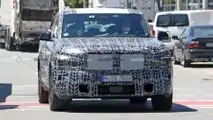 BMW X8 (2023) Erlkönig