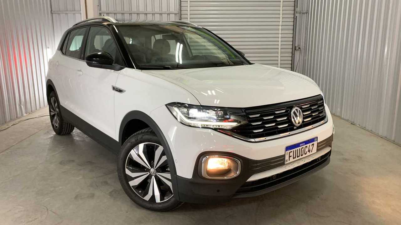 Comparativo: Honda HR-V Touring vs. VW T-Cross Highline