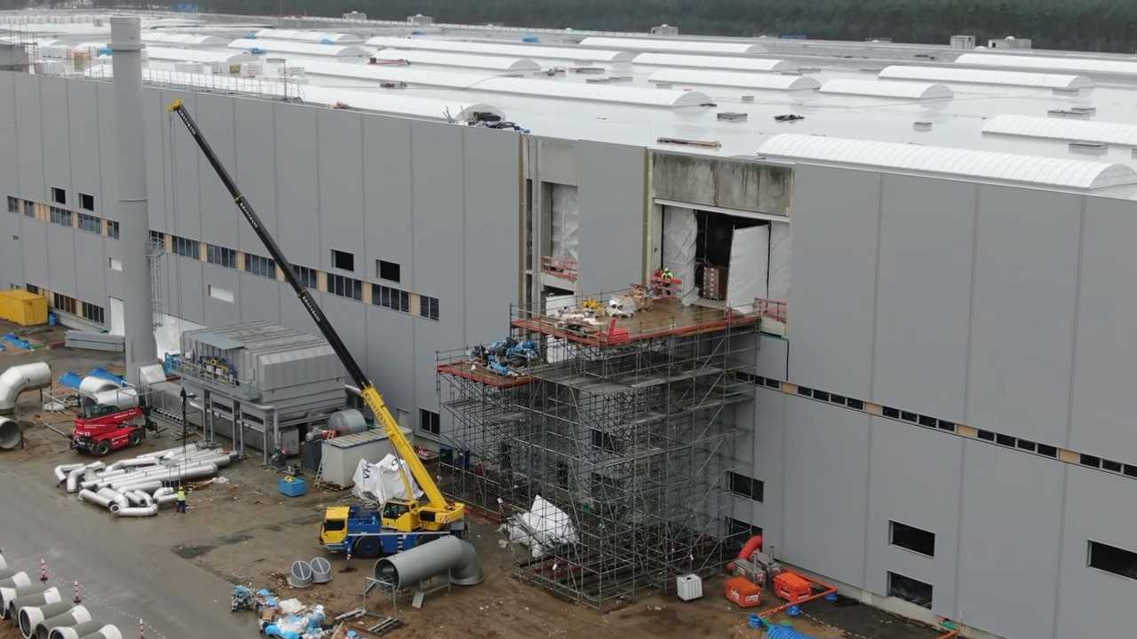 Gigafactory Berlino in costruzione