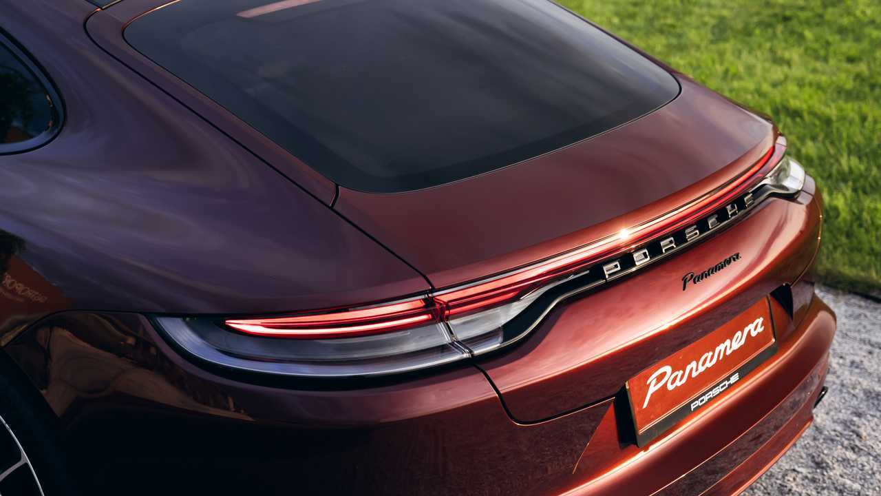 Обновленный Porsche Panamera, крышка багажника