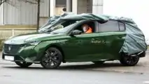 Nuova Peugeot 308 foto spia