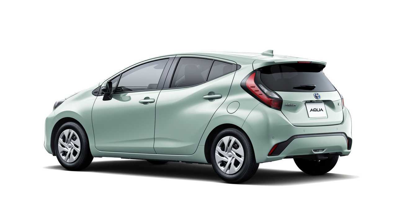 Новая Toyota Aqua для японского рынка, экстерьер