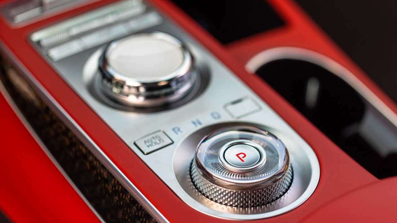 2022 Genesis GV70 interior