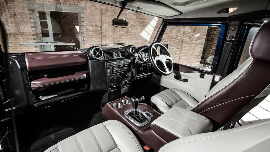 JE Motorworks Land Rover Defender