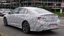 Olası Opel Insignia OPC casus fotoğrafları
