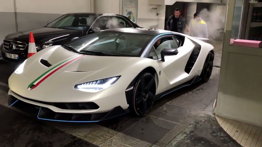 Lamborghini Centenario sokaklarda