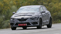 2016 Renault Megane spy photo