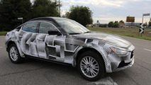 2016 Maserati Levante spy photo