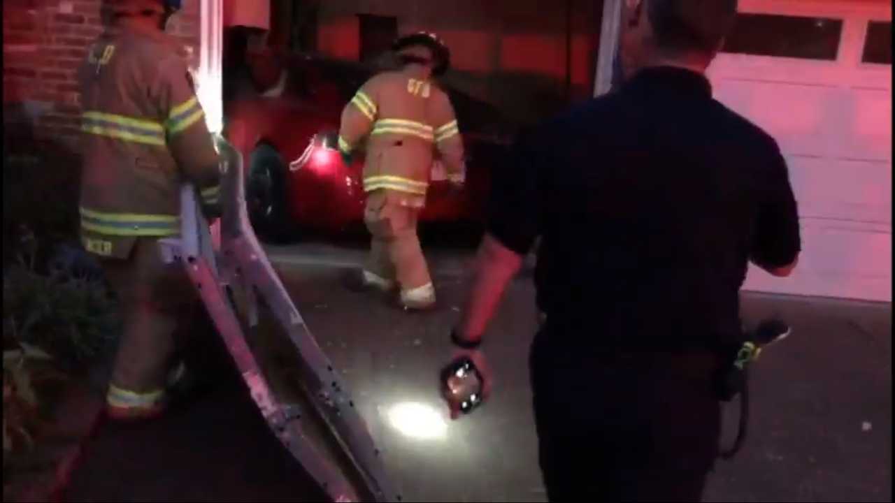 Check The Images Of The Tesla Model S Crash In Memphis