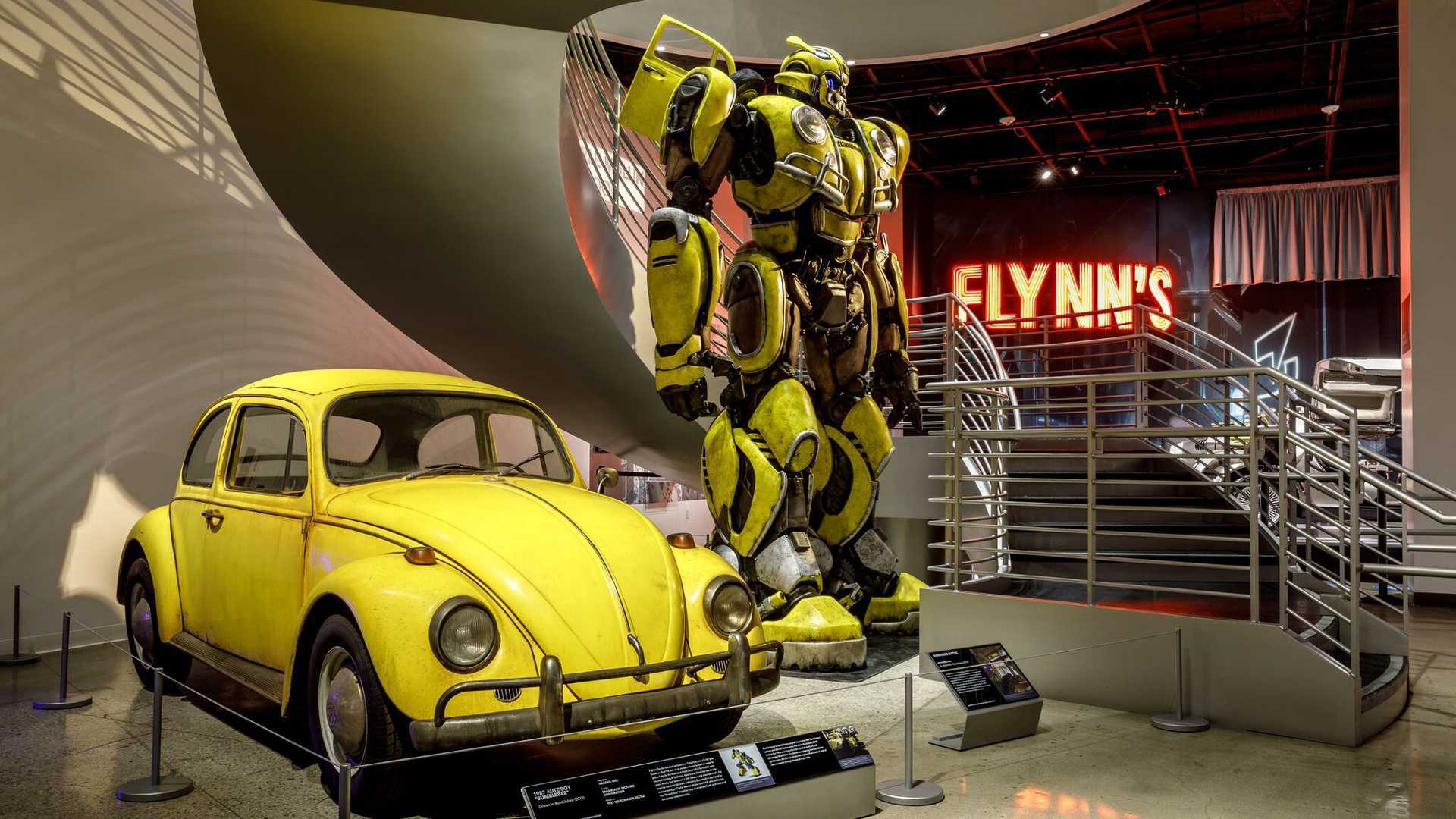 ["Petersen Museum Extends Hollywood Dream Machines Exhibit Through May 2020"]