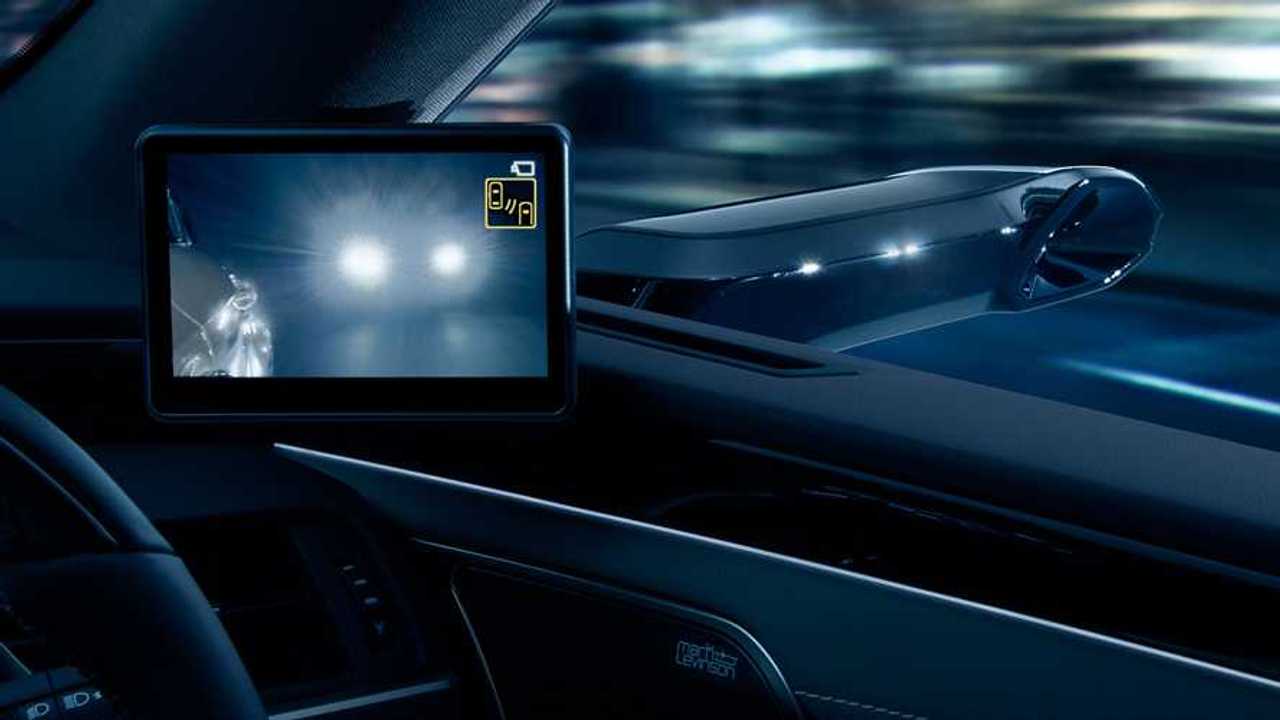 Mantenuta - Retrovisori virtuali Lexus 1