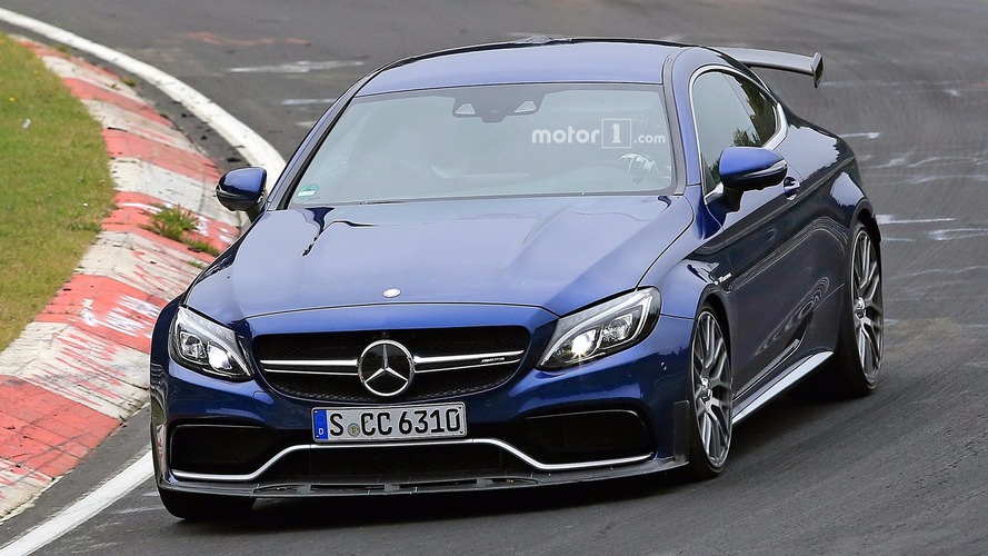 Mercedes-AMG C63 R Coupe Casus Fotoğrafları