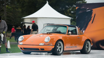 Singer imzalı Porsche 964 Targa
