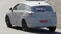 Opel C-Segment CUV Spy Pics