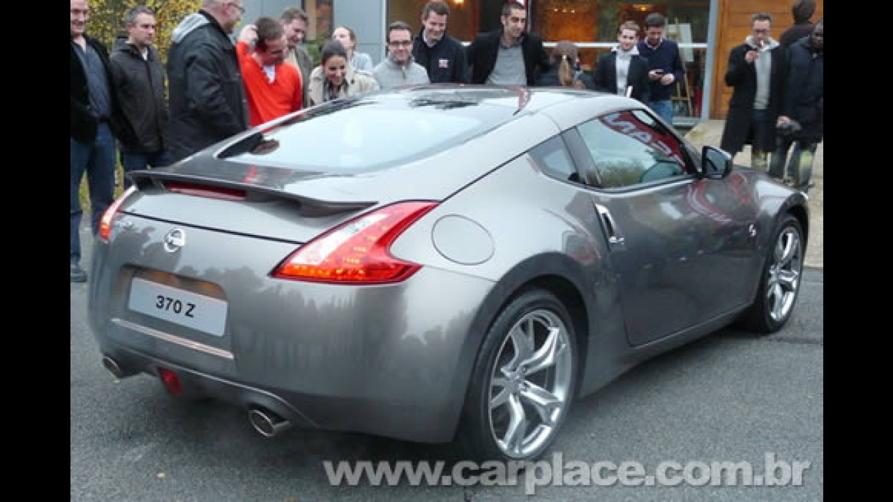 Novo Nissan 370Z 2009 - Esportivo ganha motor V6 de 3.7 litros de 332 cavalos