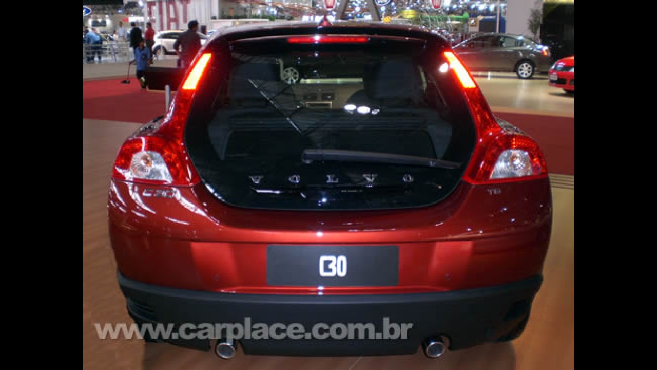 Salão do Automóvel 2008 - Volvo mostra o personalizado C30 R-Design e C30 T5