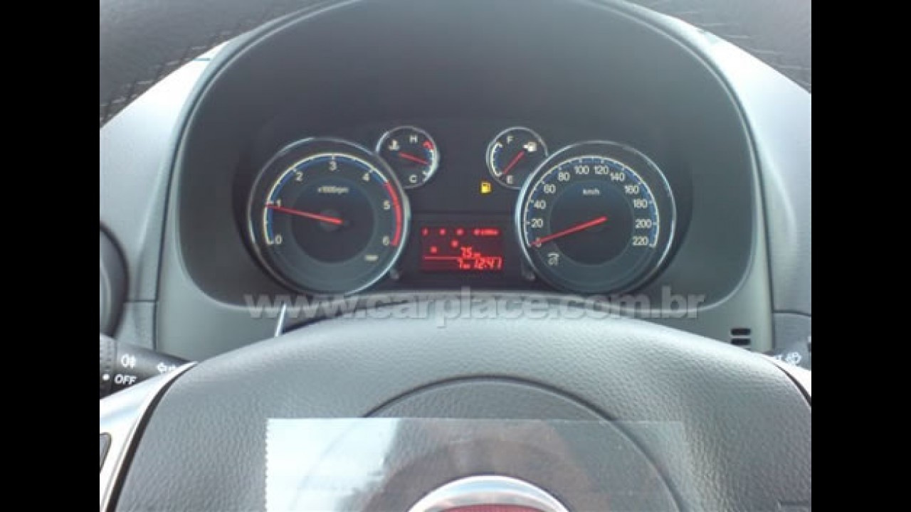 Fiat Sedici Crossover 2009 é flagrado - Irmão Suzuki SX4 é cogitado no Brasil
