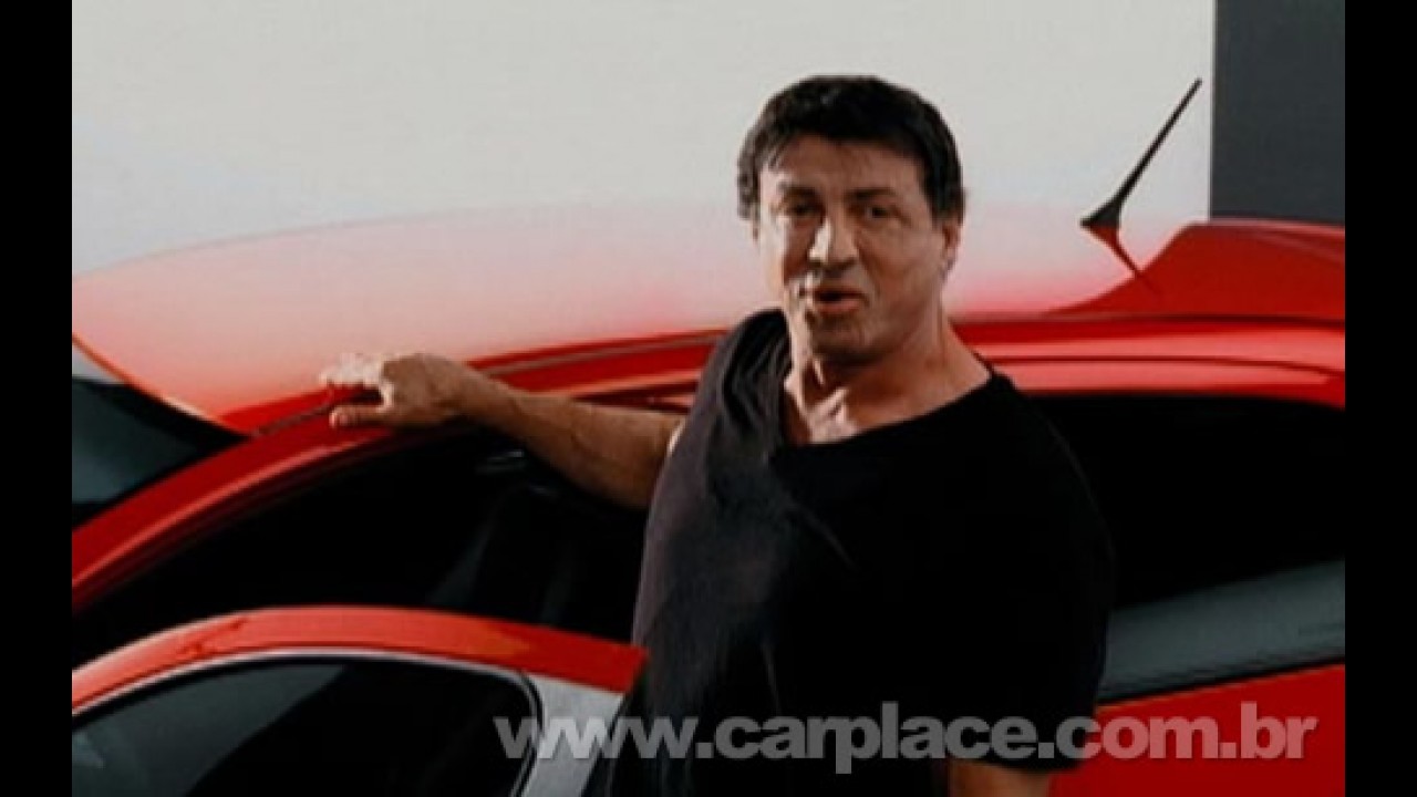 Campanha do Novo Gol será estrelada por Gisele Bündchen e Sylvester Stallone