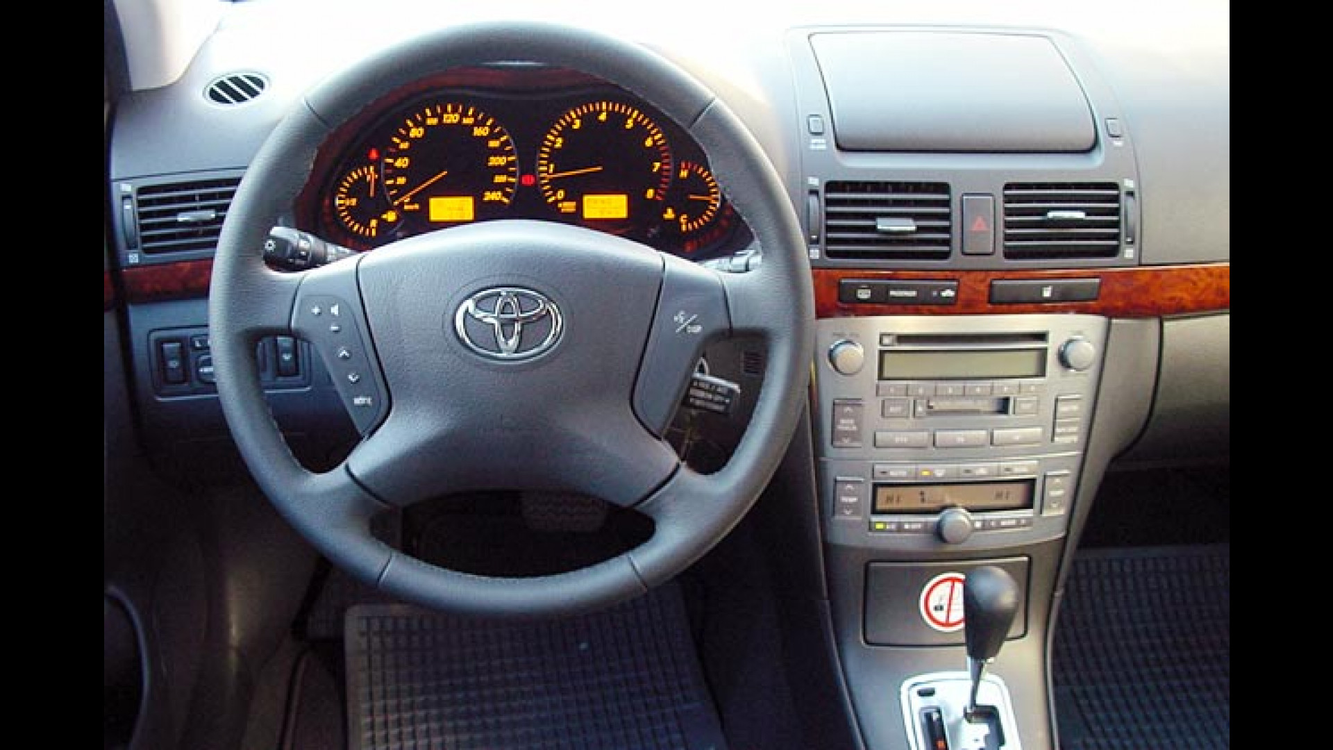 image.title Toyota: Neue starke Motoren für den Avensis
