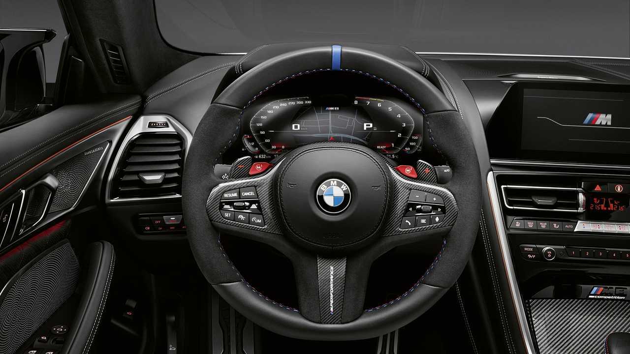 BMW M8 2019 con accesorios M Performance Parts
