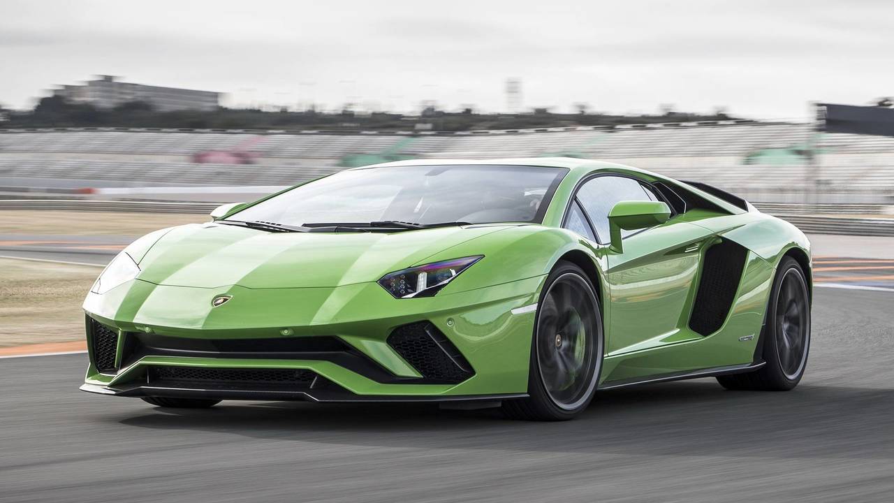 Lamborghini Aventador LP 700-4