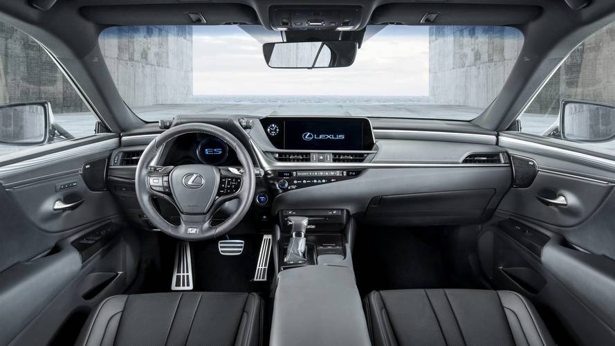2019 Lexus ES