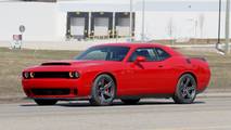 Dodge Challenger Hellcat Drag Pack casus fotoğraf