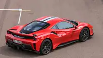 Ferrari 488 Pista, prova sul circuito di Fiorano