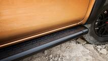 Arazi Modifiyeli Bir Nissan Navara