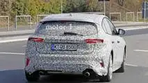 Ford Focus hot version prototype spy photo