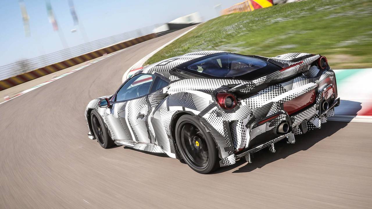 Ferrari 488 Pista vs Huracan Performante The numbers