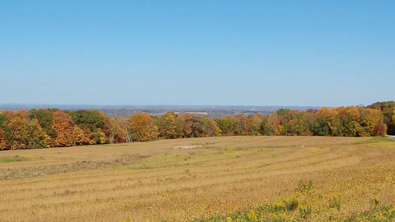 If the panoramic view from Brigham Park is spectacular in summer it really lights up with the colors of fall.
