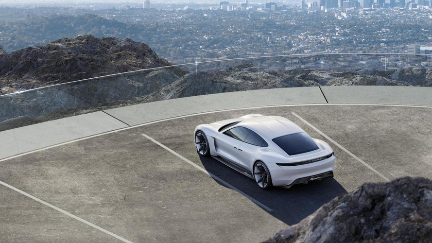 Porsche - Plusieurs variantes de Mission E attendues