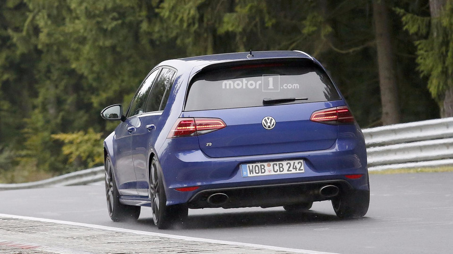 Volkswagen Golf R420 fotos espía