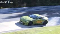 2018 Aston Martin Vantage casus fotoğrafları