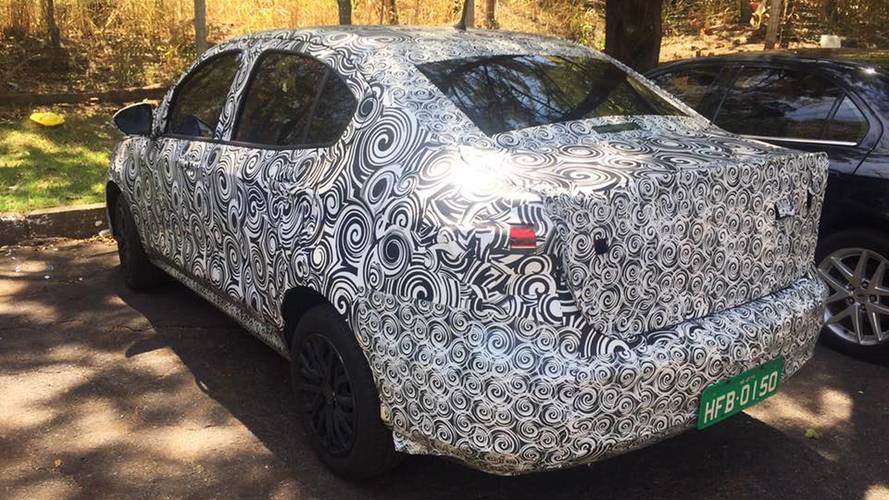Flagra Fiat Argo Sedan (X6S)