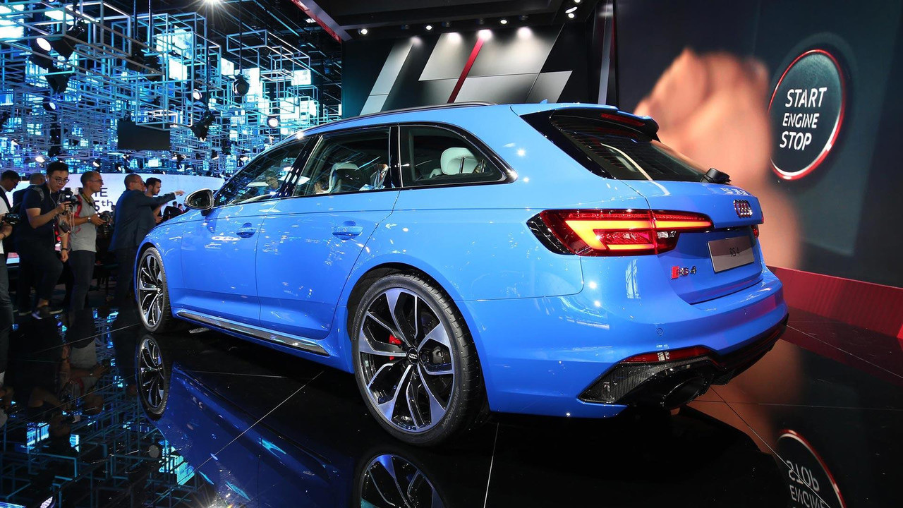 2018 Audi RS4 Avant live images