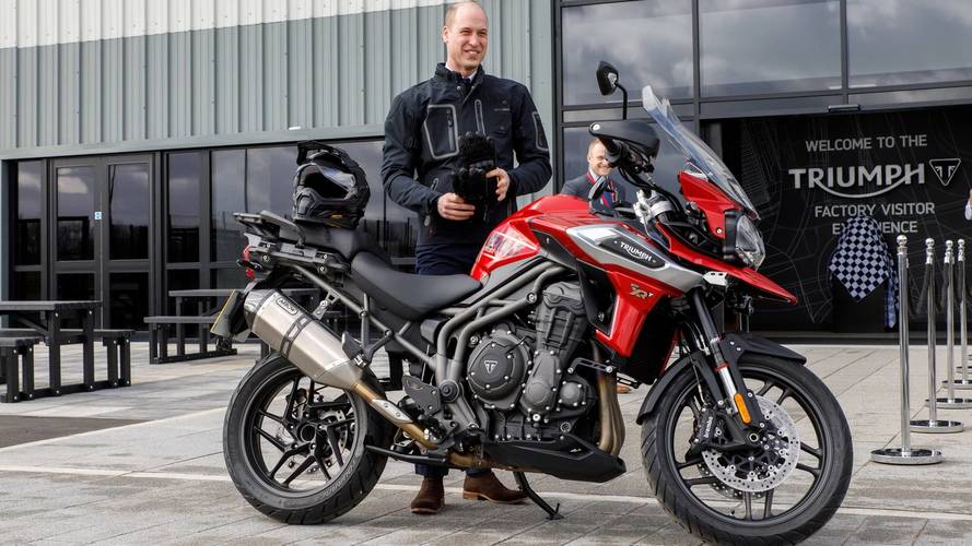 El Principe Guillermo de Inglaterra visita Triumph