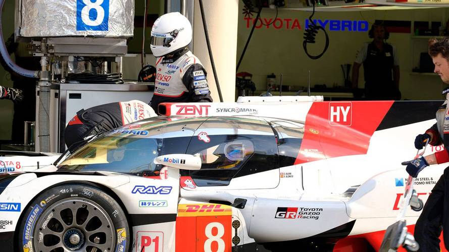 Fernando Alonso y Zack Brown