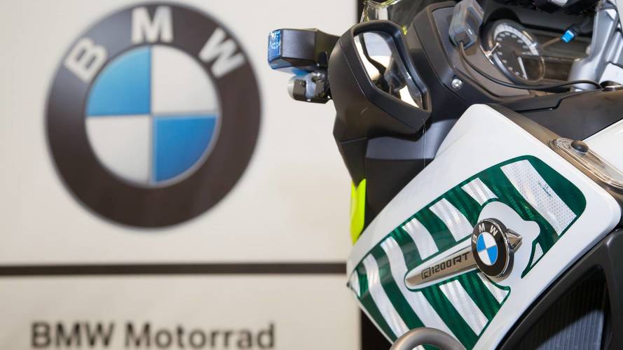 Entrega BMW R 1200 RT a la Guardia Civil