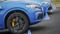 Alfa Romeo Giulia vs Alfa Romeo Stelvio drag yarışı