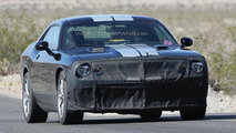 2015 Dodge Challenger SRT8 Hellcat spy photo