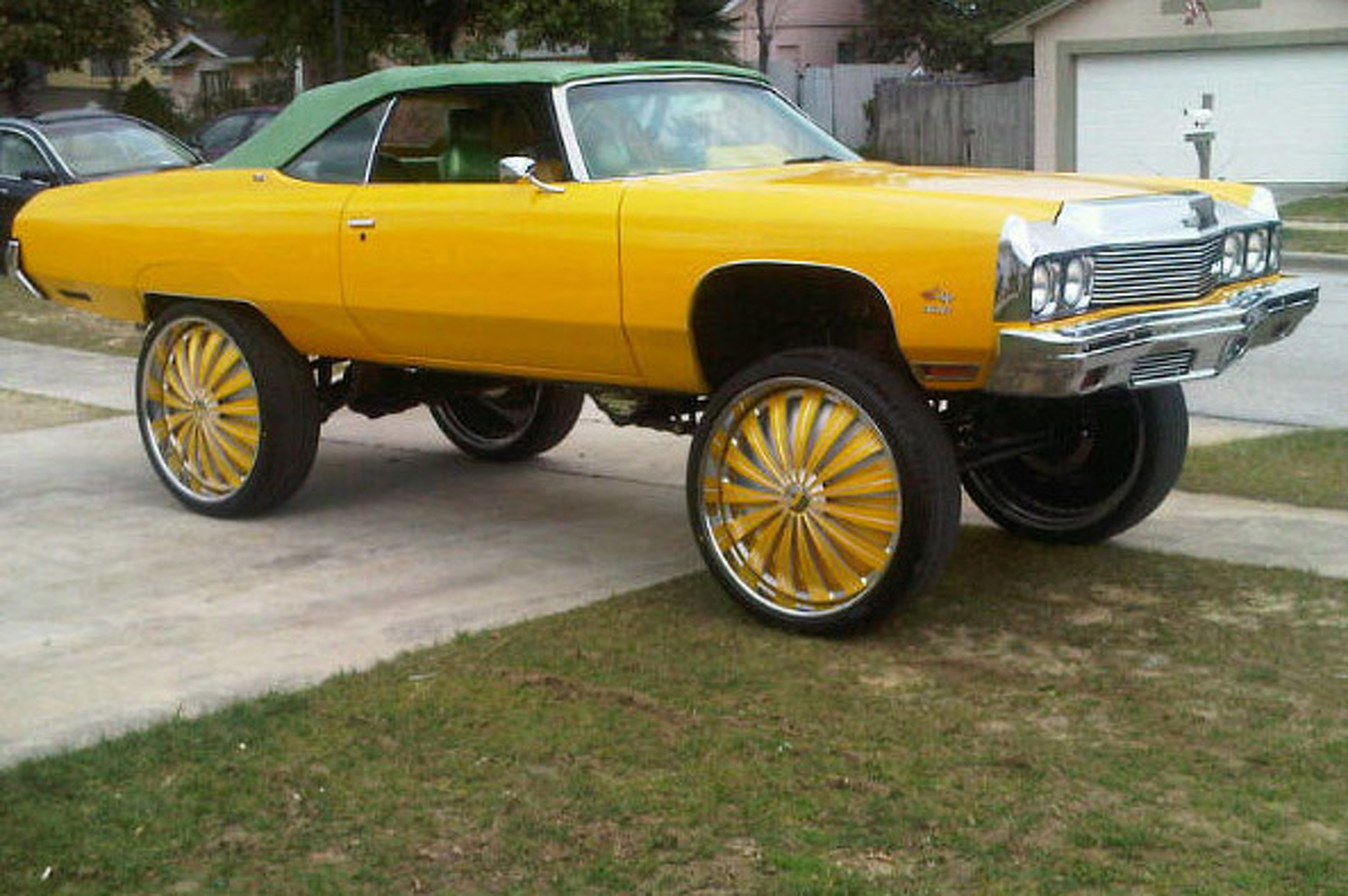 5 Top NFL Players with the Coolest Rides