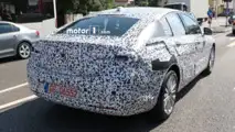 2017 Opel Insignia casus fotoğrafları