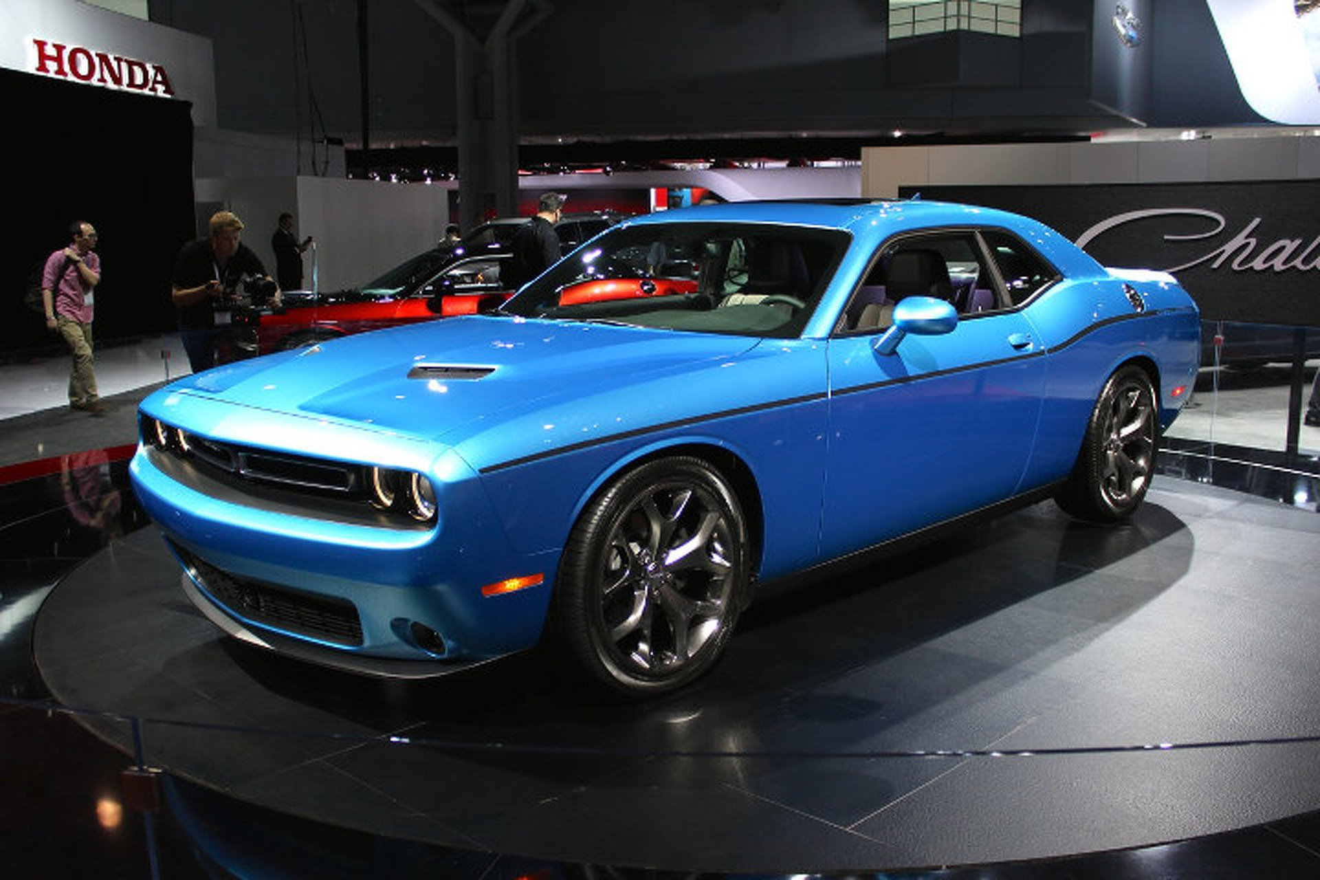 2015 Dodge Charger, Challenger Show Face In New York