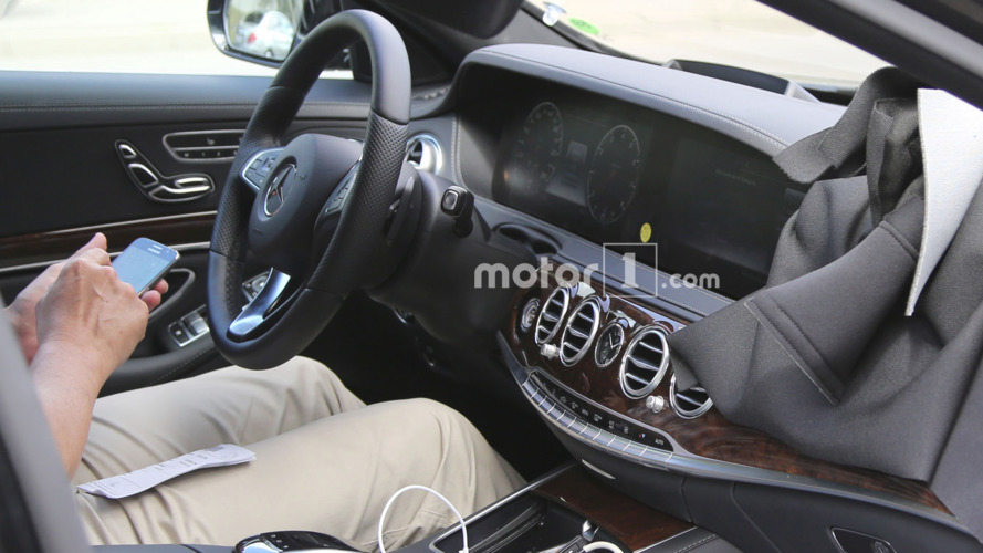 Mercedes S Class facelift spy photo