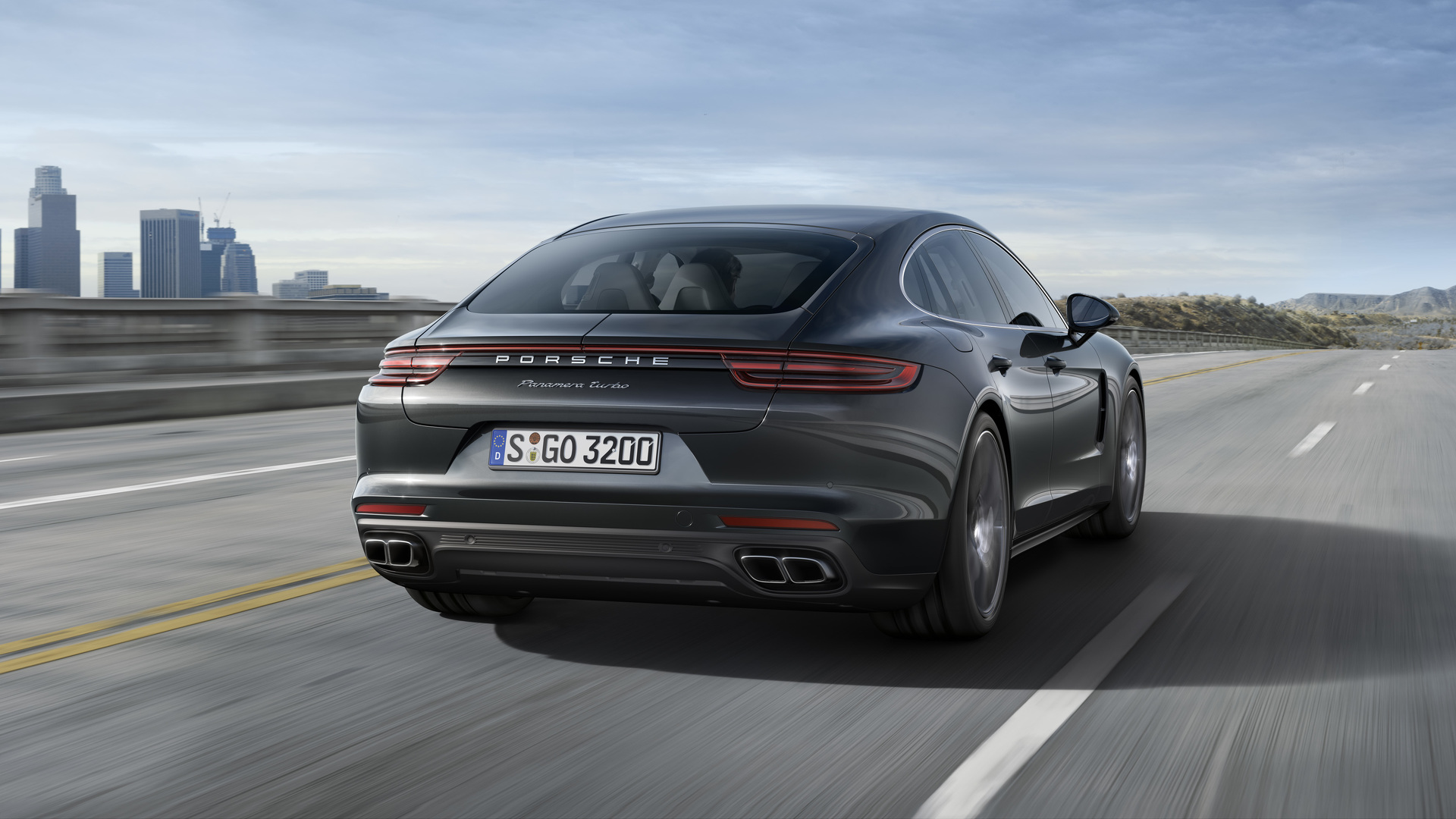 2017-porsche-panamera.jpg